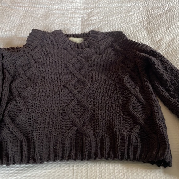 J.O.A. Sweater Like new - Picture 3 of 4